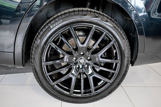 Used 2022 Maserati Levante Modena AWD/4WD image 42