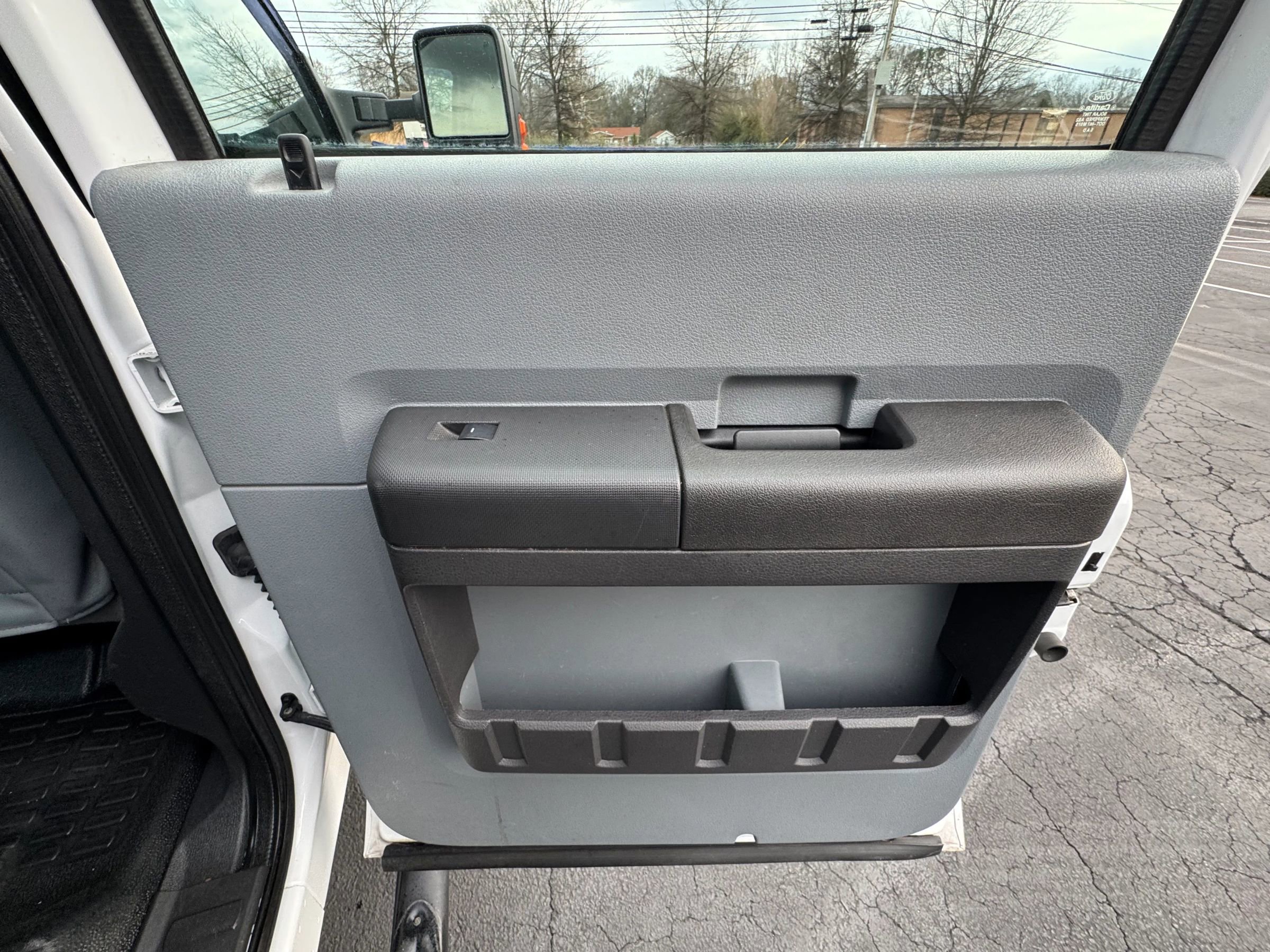 Used 2016 Ford F450 XL w/ Power Equipment Group image 22