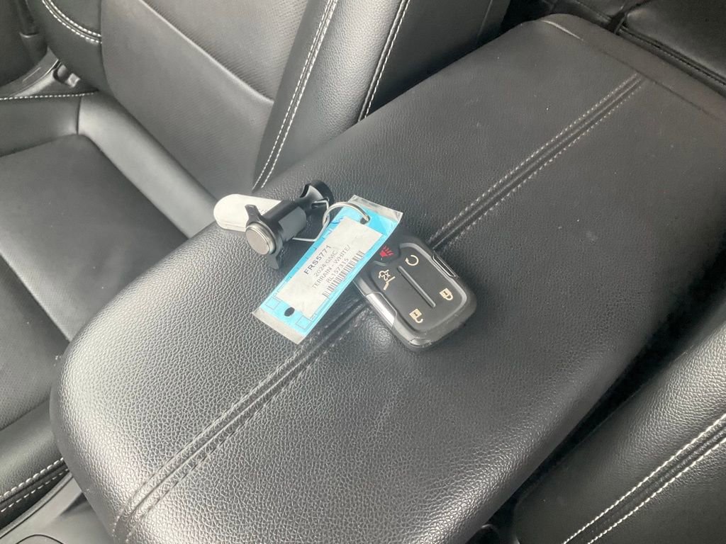 Used 2024 GMC Terrain SLT image 35