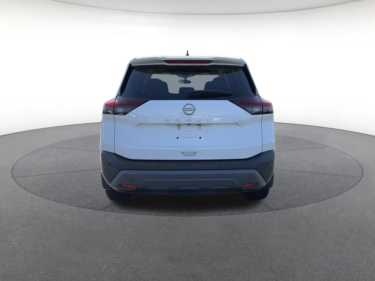 Used 2023 Nissan Rogue S image 4