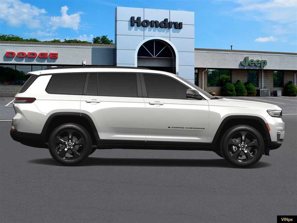 Used 2025 Jeep Grand Cherokee L Limited w/ Black Appearance Package AWD/4WD image 9