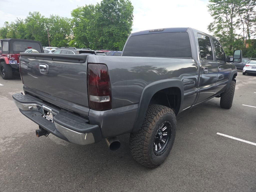 Used 2005 GMC Sierra 2500 SLT w/ Heavy-Duty Power Package AWD/4WD video 2