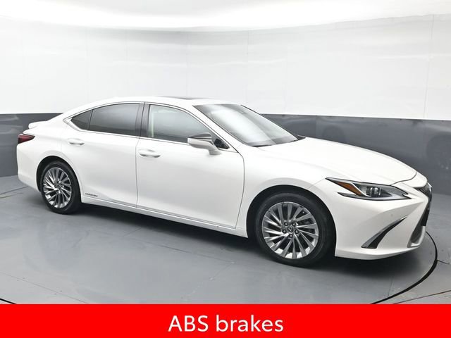 Used 2021 Lexus ES 300h w/ Accessory Package image 9