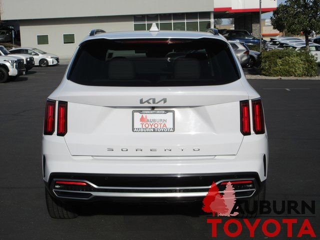 Used 2022 Kia Sorento SX image 6