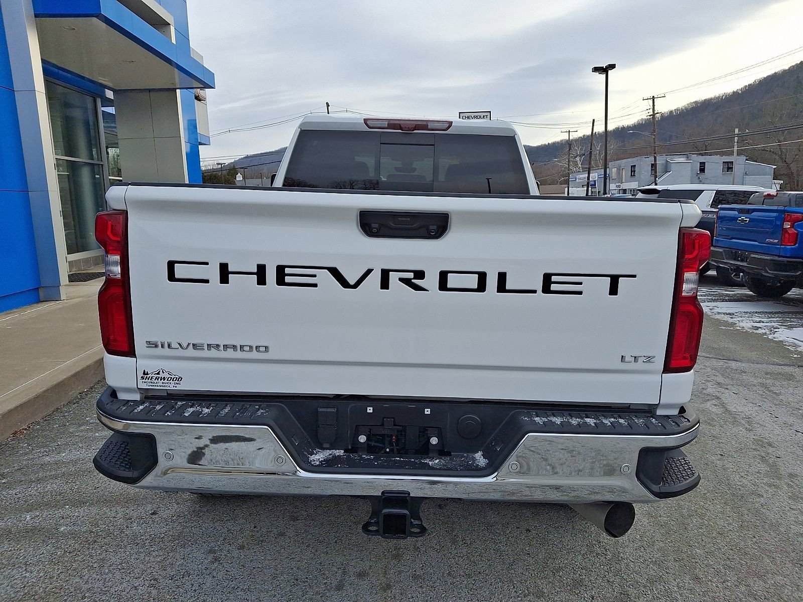 Used 2022 Chevrolet Silverado 3500 LTZ w/ LTZ Plus Package image 5