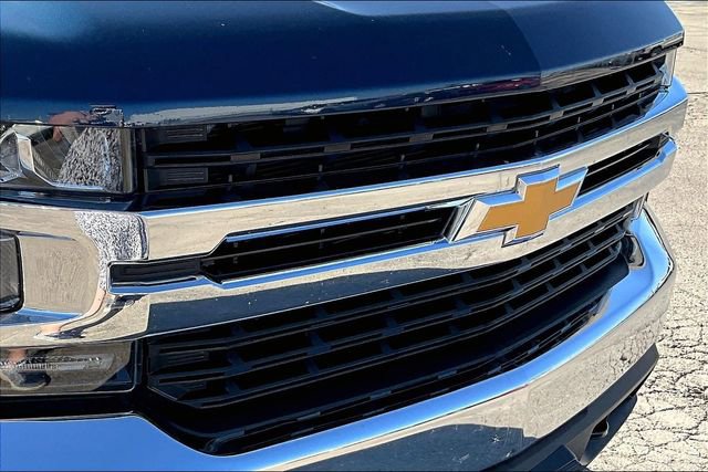 Used 2021 Chevrolet Silverado 1500 LT AWD/4WD image 31
