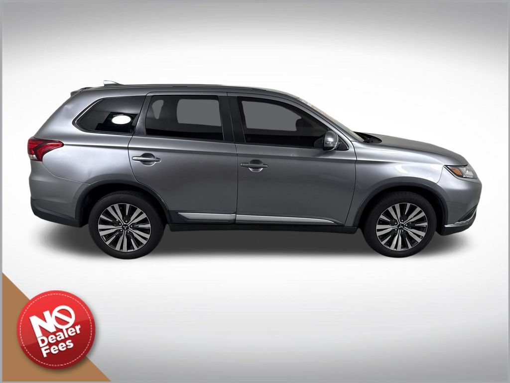 Used 2019 Mitsubishi Outlander SE AWD/4WD image 2