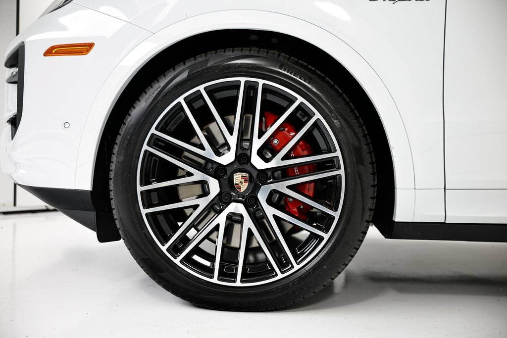 New 2026 Porsche Cayenne S AWD/4WD image 14