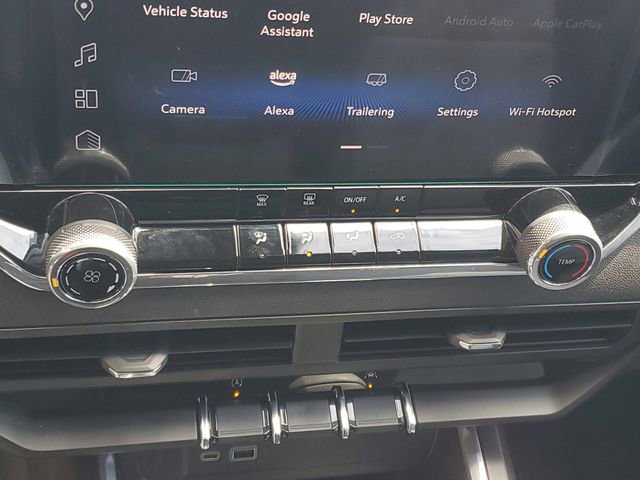 Used 2024 Chevrolet Colorado Trail Boss w/ Advanced Trailering Package image 15