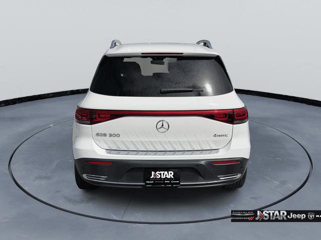 Used 2023 Mercedes-Benz EQB 300 4MATIC image 6