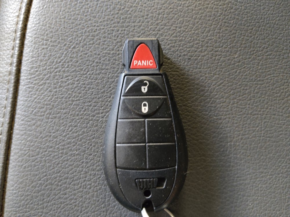 Used 2020 RAM 1500 Express RWD image 32