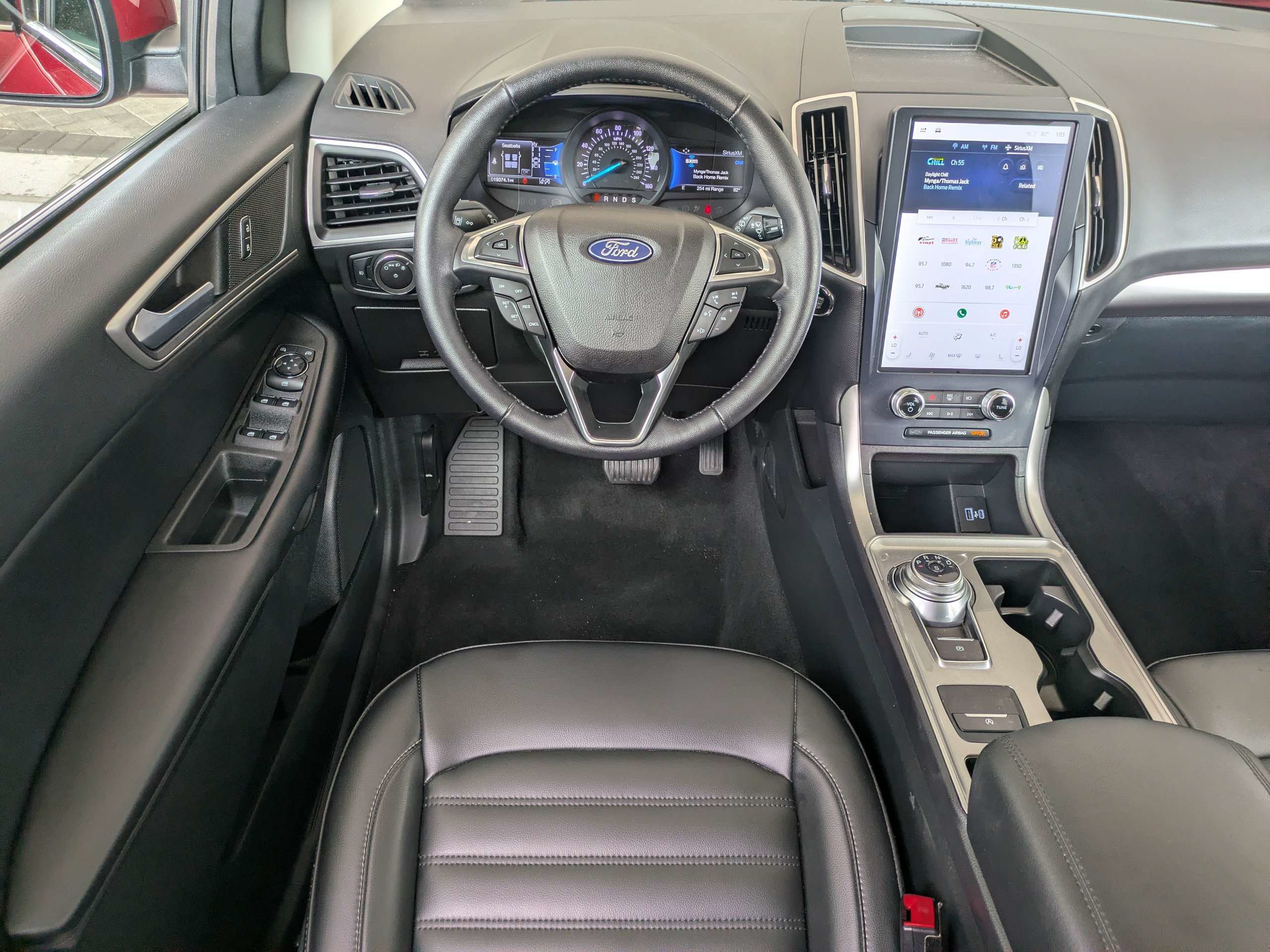 Used 2023 Ford Edge SEL w/ Convenience Package AWD/4WD image 17