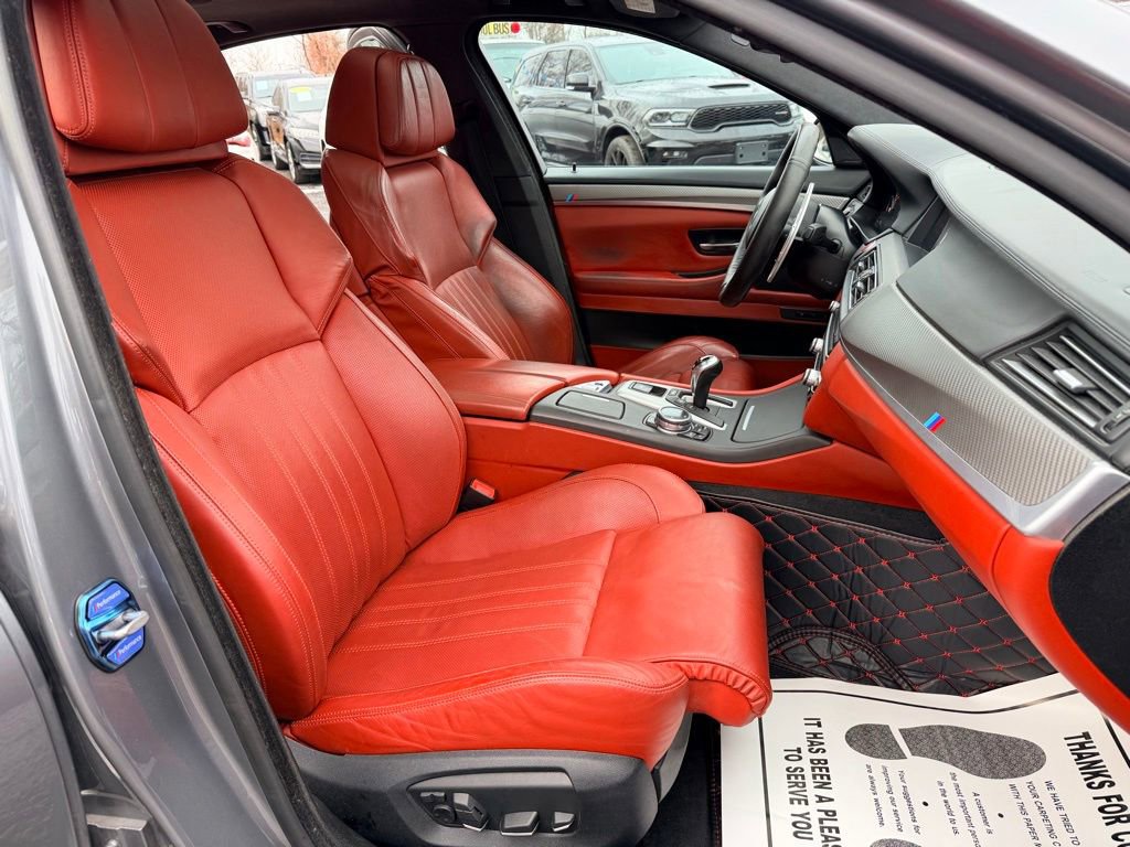 Used 2014 BMW M5 Base image 28