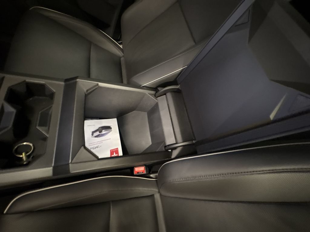 Used 2025 Tesla Cybertruck AWD Crew Cab image 36