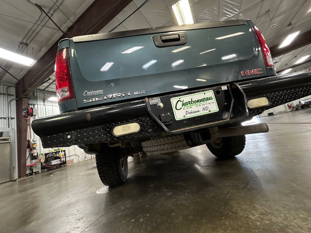 Used 2009 GMC Sierra 2500 SLT w/ SLT Convenience Package AWD/4WD image 24