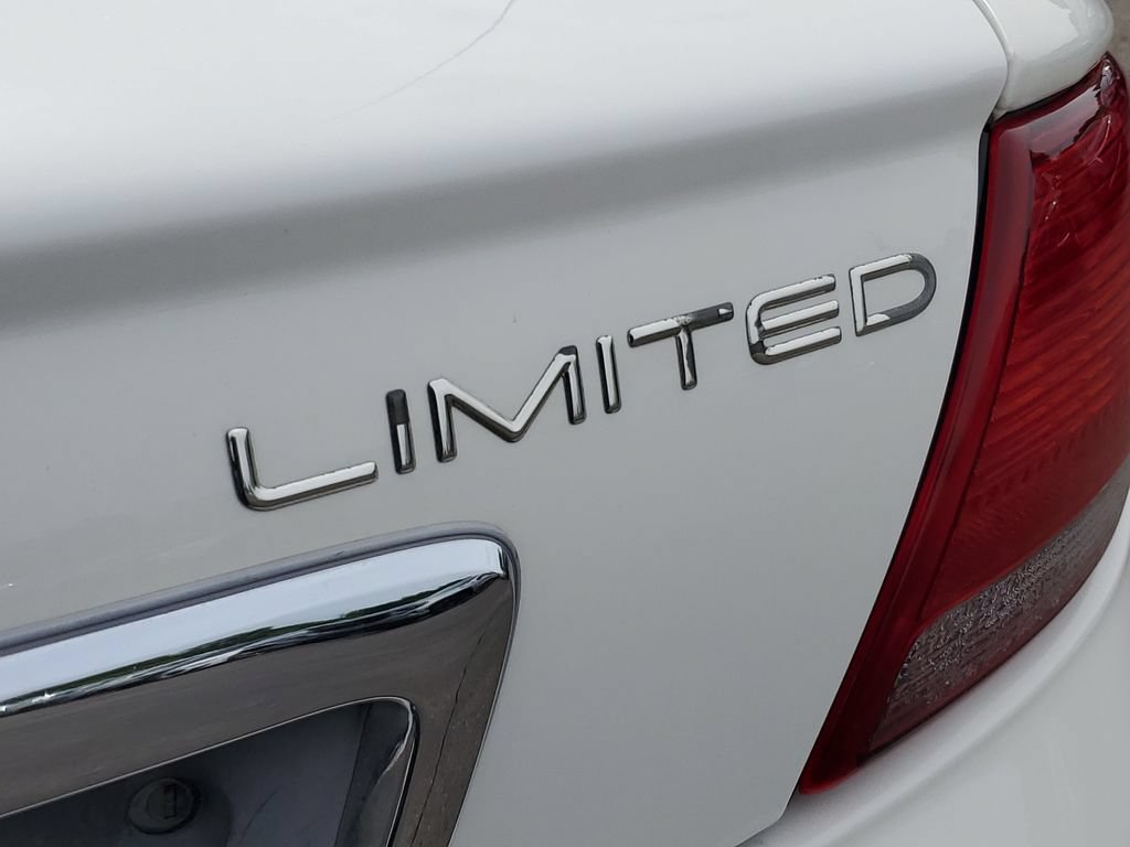 Used 2002 Chrysler Sebring Limited FWD image 26