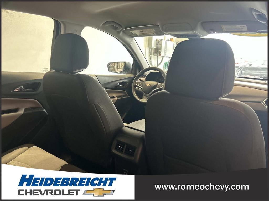 Used 2023 Chevrolet Equinox LS FWD image 31