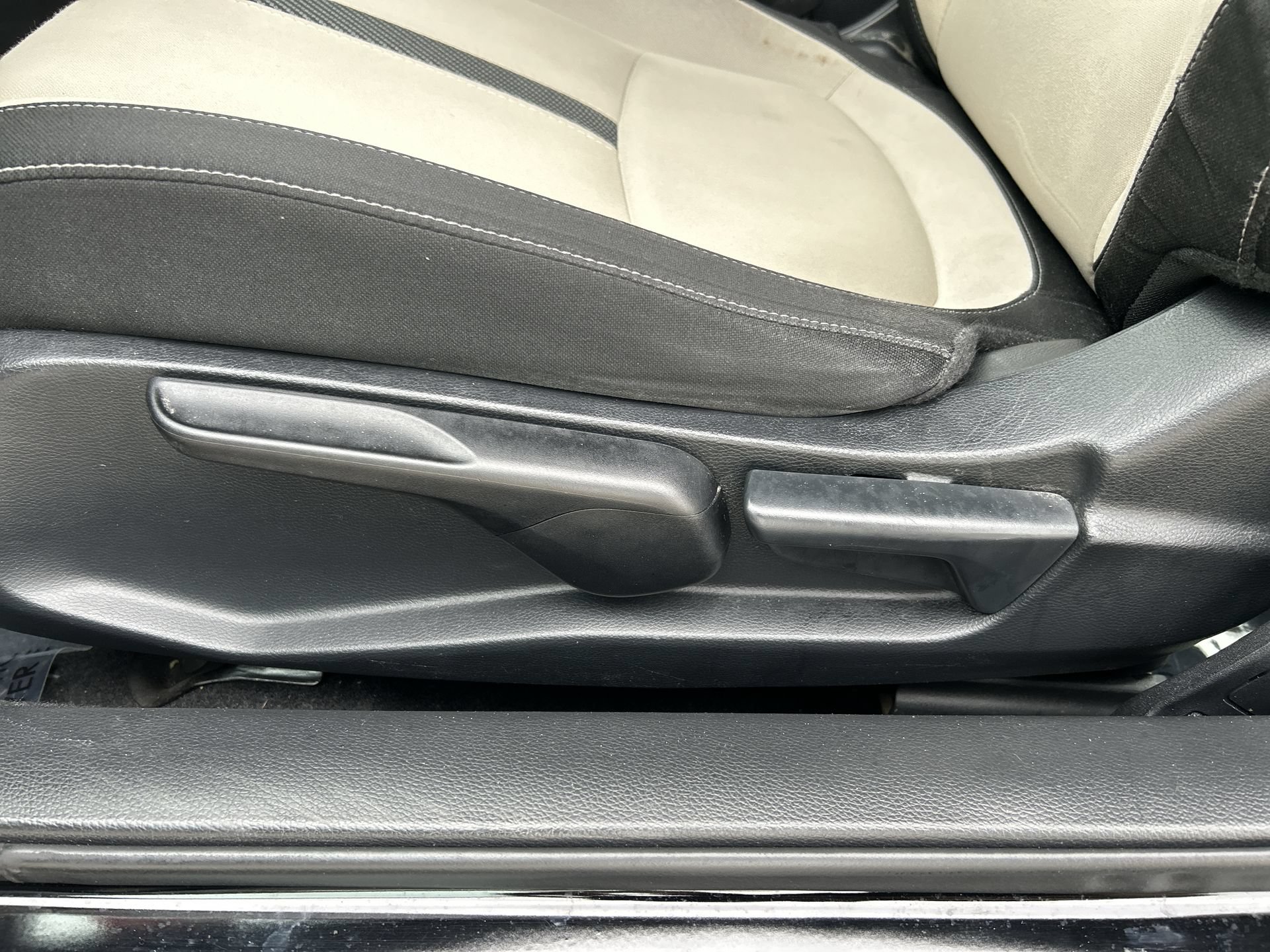 Used 2016 Honda Civic LX image 14