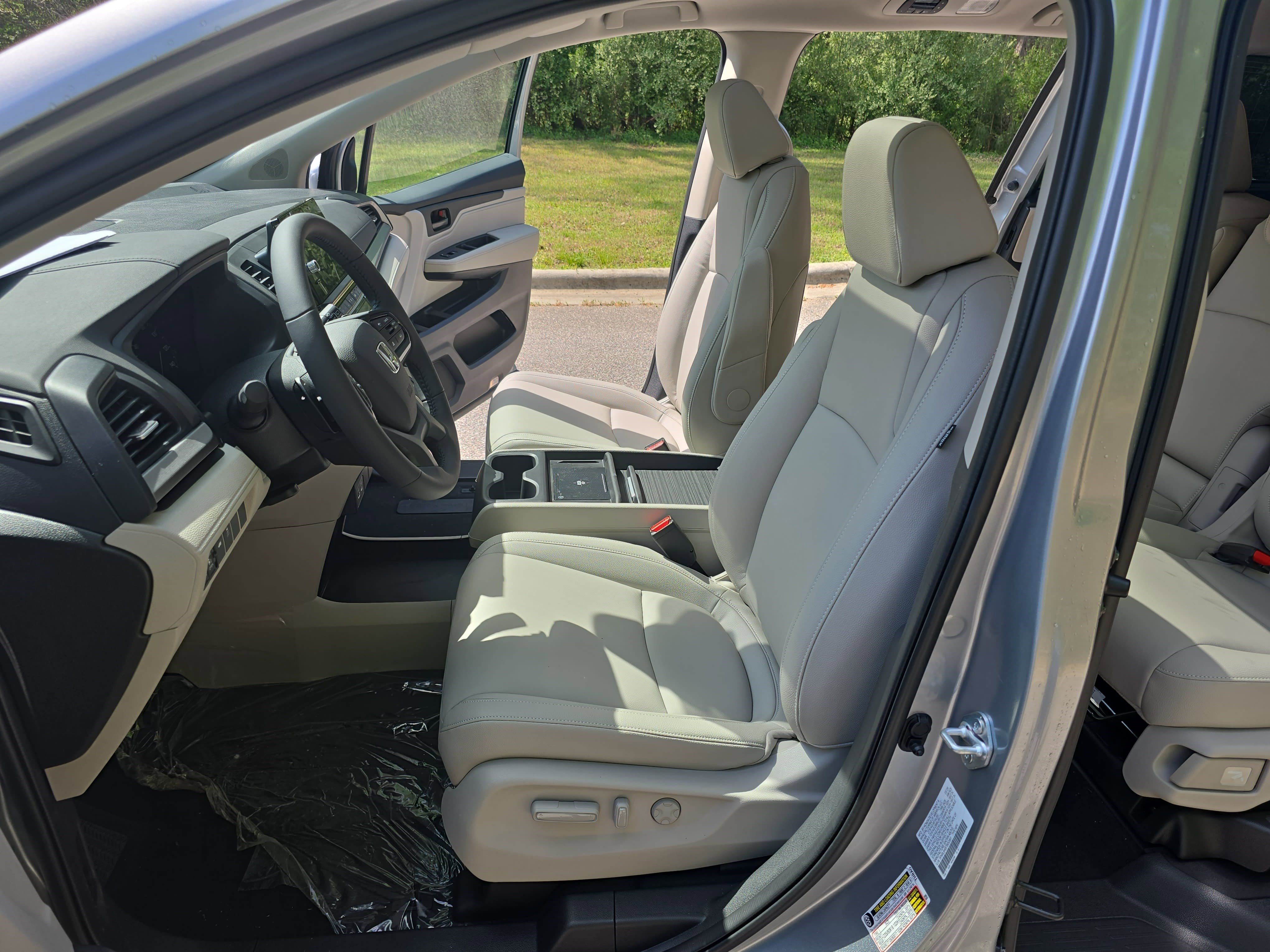 New 2026 Honda Odyssey EX-L image 16