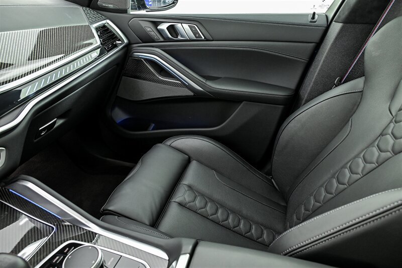 Used 2026 BMW X6 M Competition AWD/4WD image 30