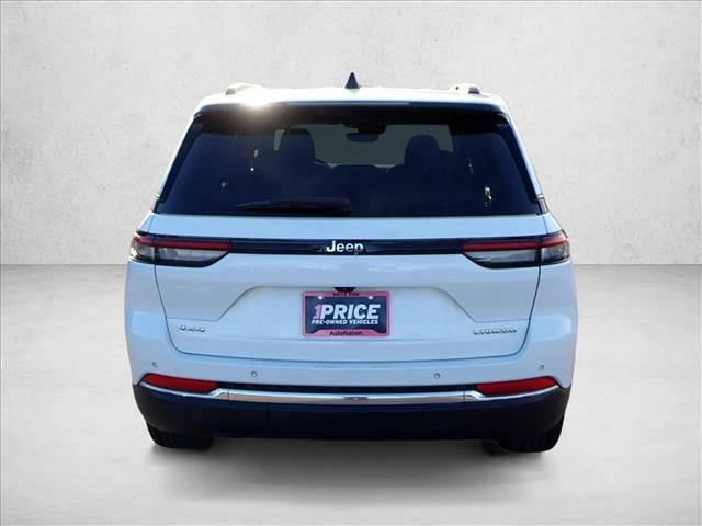 Used 2023 Jeep Grand Cherokee Laredo video 3