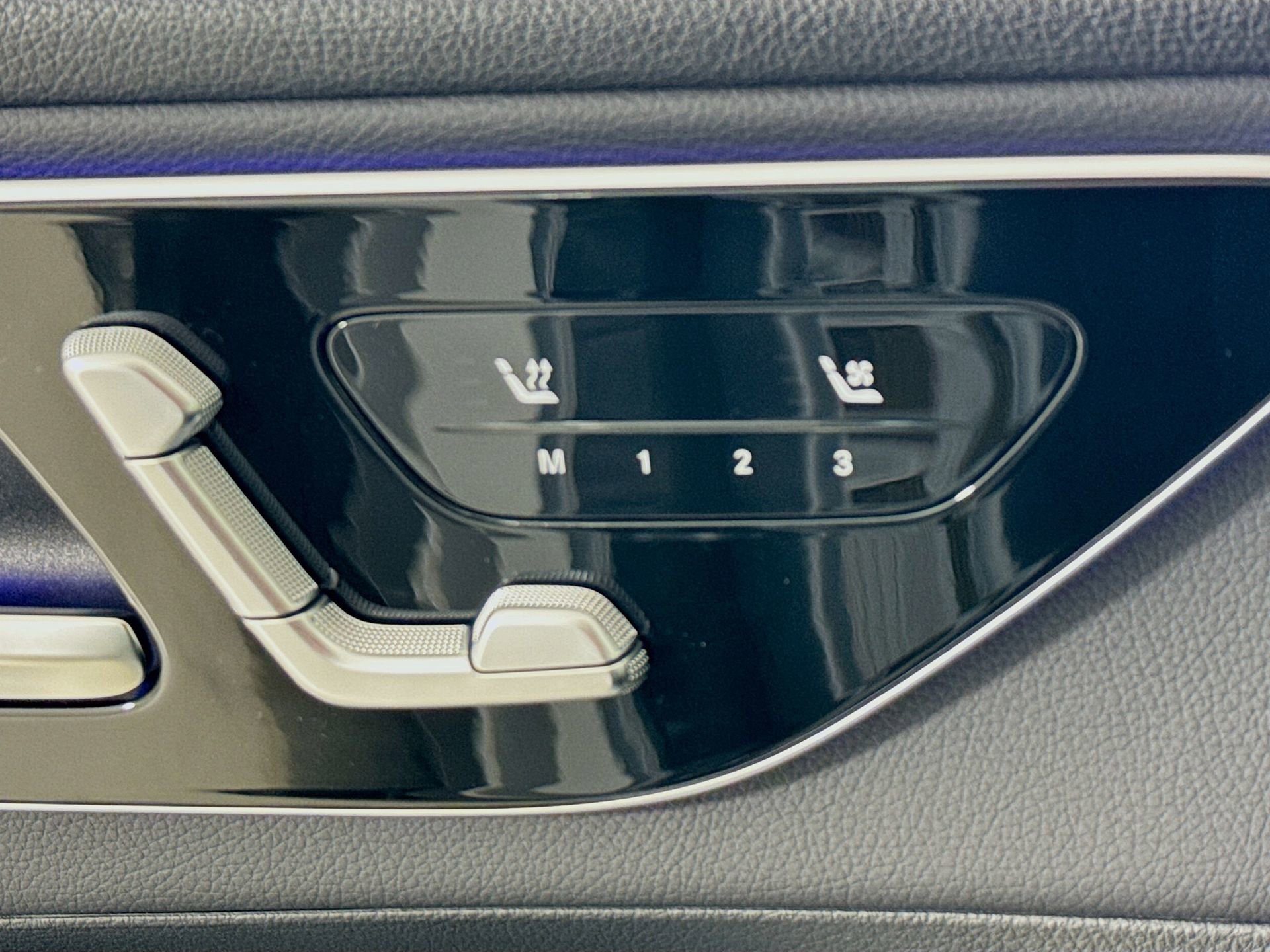 New 2026 Mercedes-Benz GLC 300 4MATIC image 22