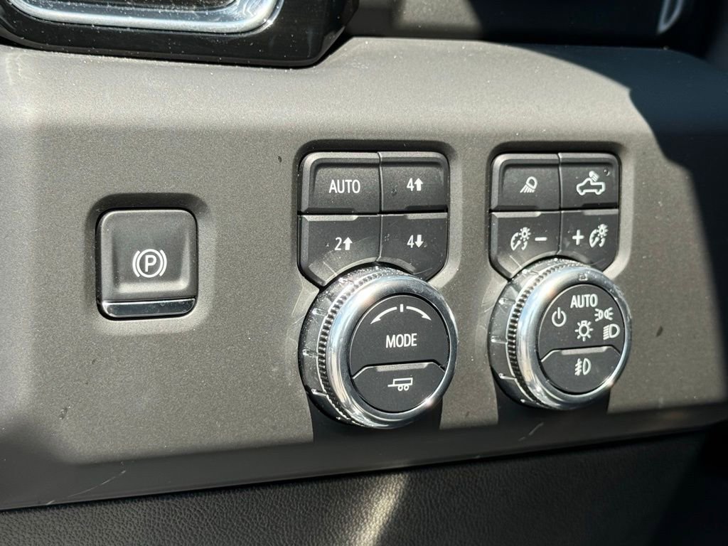 Used 2025 GMC Sierra 1500 Denali AWD/4WD image 26