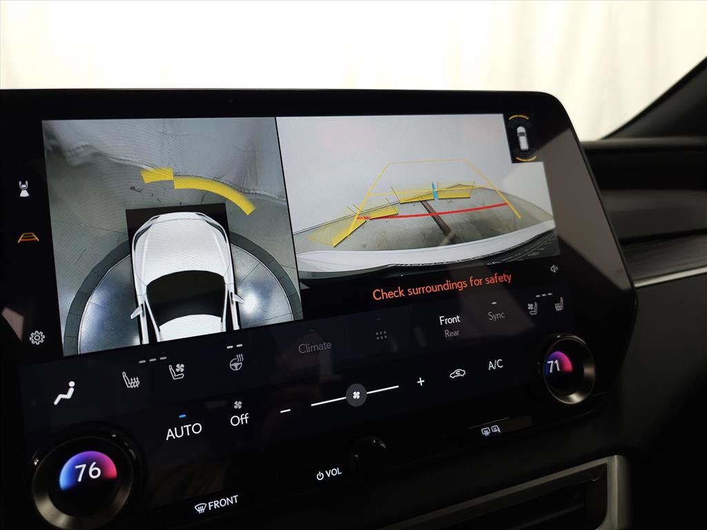 Used 2024 Lexus RX 350 w/ Luxury Package image 32