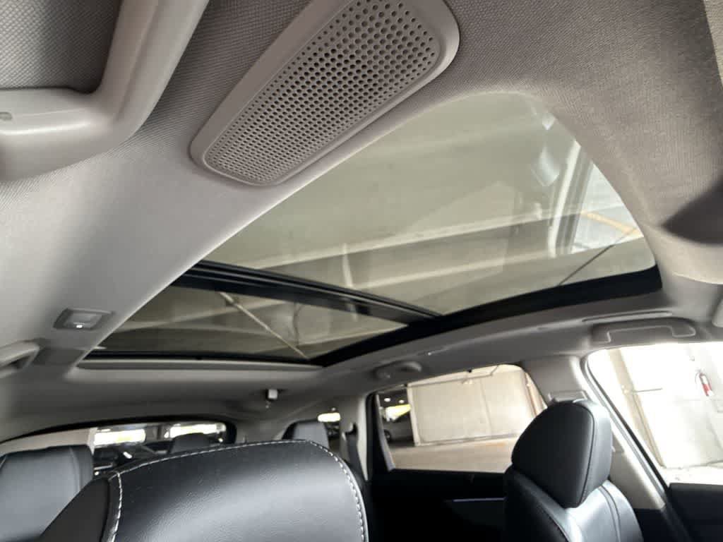 Used 2025 Acura MDX FWD w/ Technology Package image 27