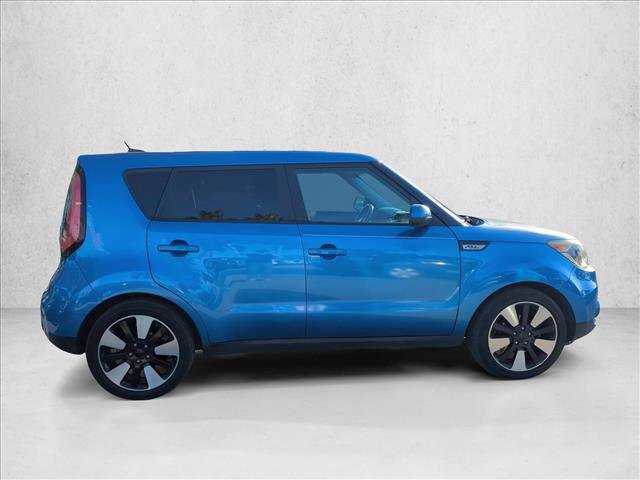 Used 2018 Kia Soul + FWD image 5