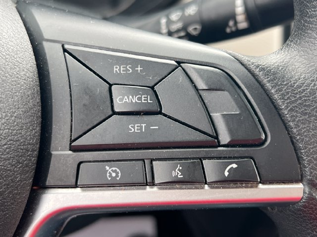 Used 2021 Nissan Versa SV FWD image 21