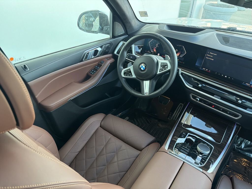 Used 2026 BMW X7 xDrive40i image 37