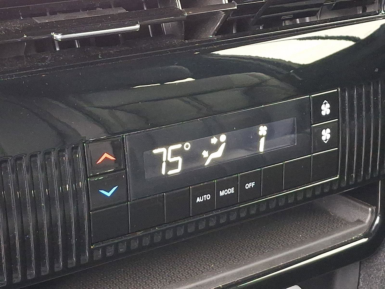 Certified 2025 Jeep Wagoneer L 4WD image 14