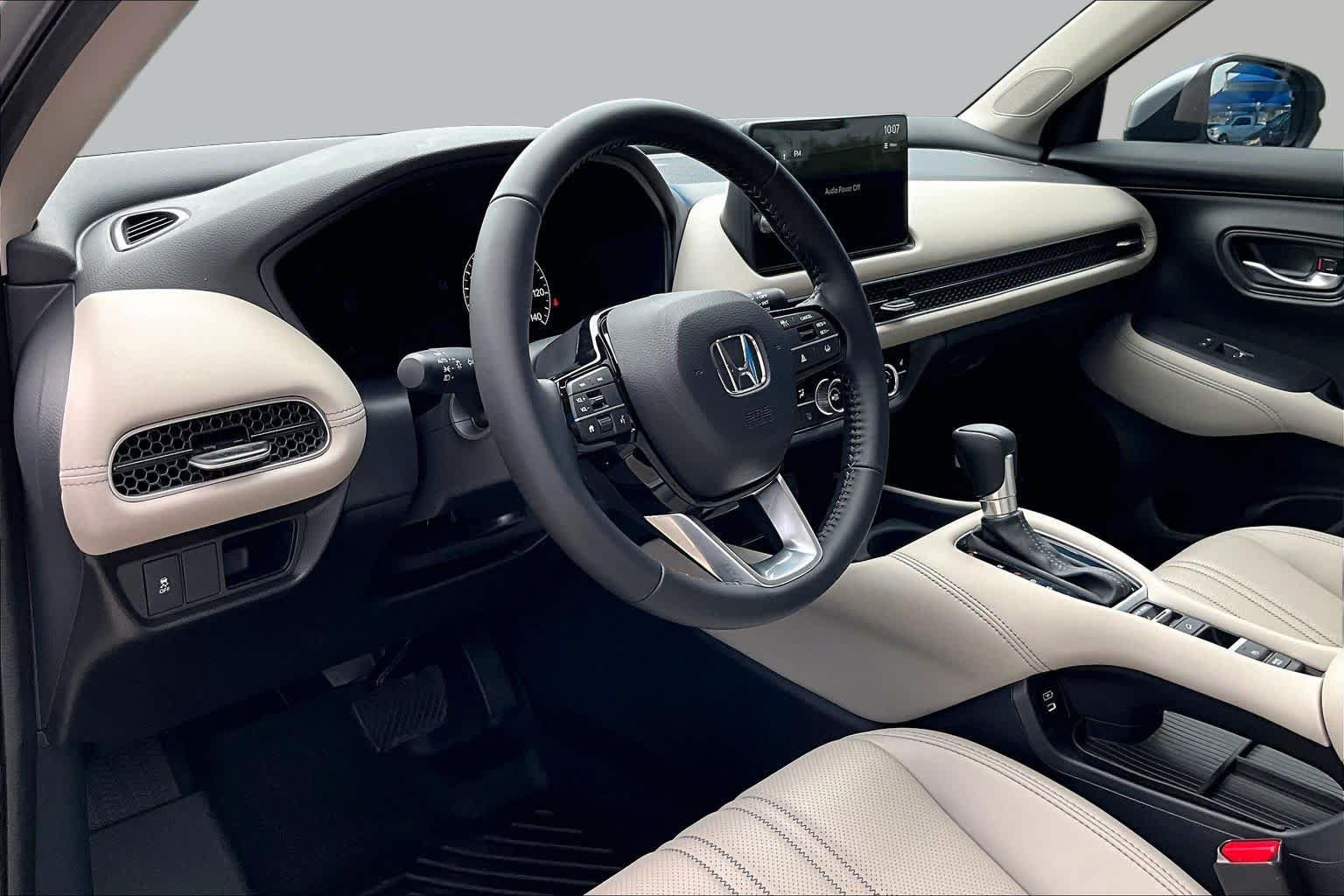 Used 2027 Honda HR-V EX-L image 18