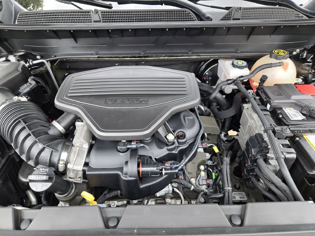 Used 2023 GMC Acadia AT4 AWD/4WD image 27