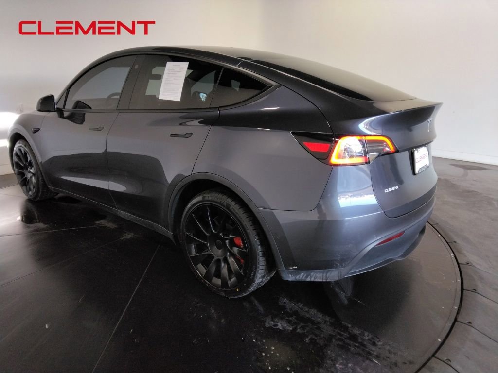 Used 2021 Tesla Model Y Long Range image 8