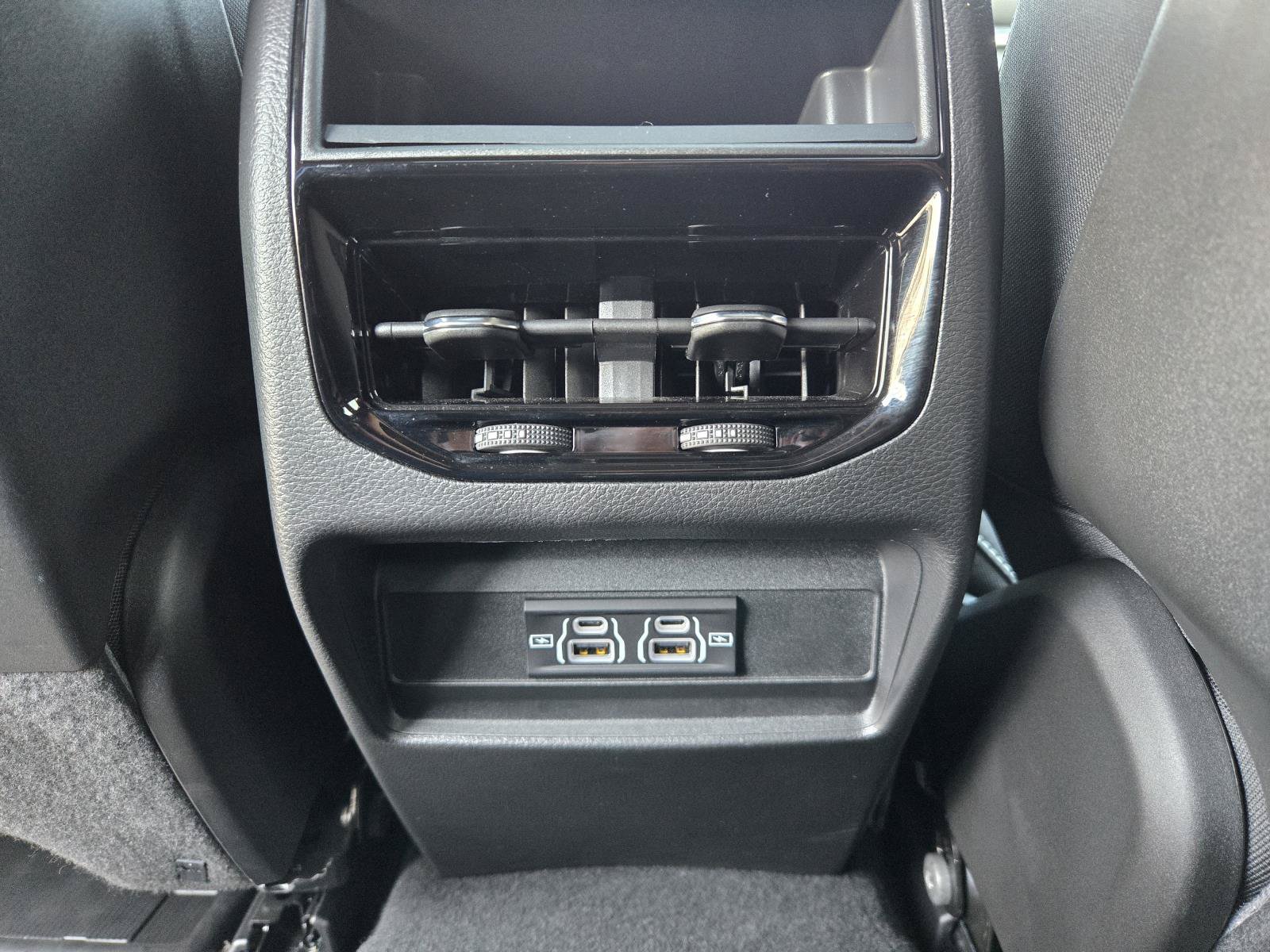 Used 2025 Jeep Grand Cherokee Laredo X RWD image 27