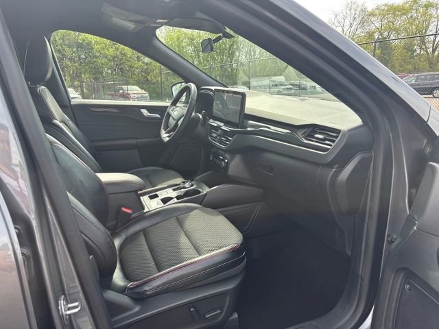 Certified 2023 Ford Escape ST-Line Select w/ Tech Pack #2 AWD/4WD image 7