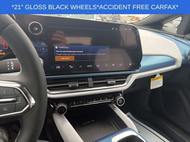 Used 2026 Chevrolet Equinox EV LT w/ LPO, Blackout Package image 27