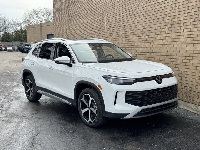 New 2026 Volkswagen Tiguan SE image 5