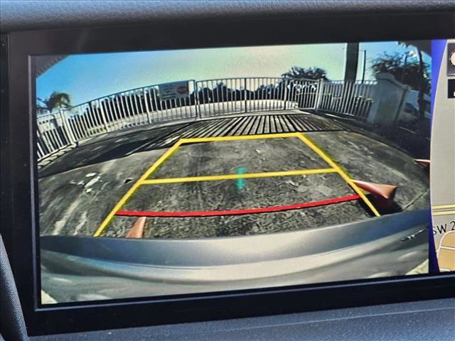 Used 2019 Lexus IS 300 AWD image 12