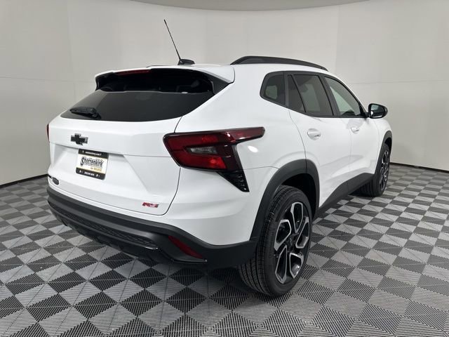New 2026 Chevrolet Trax RS image 3