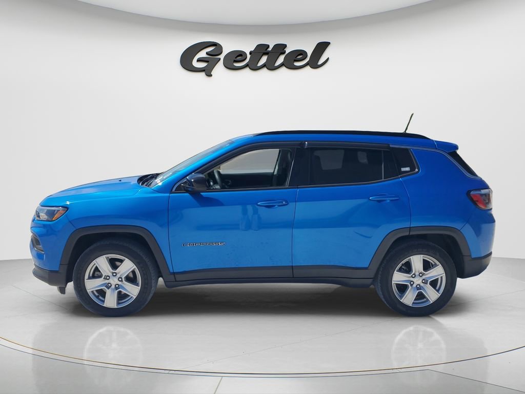 Used 2022 Jeep Compass Latitude w/ Sun and Sound Group FWD image 8