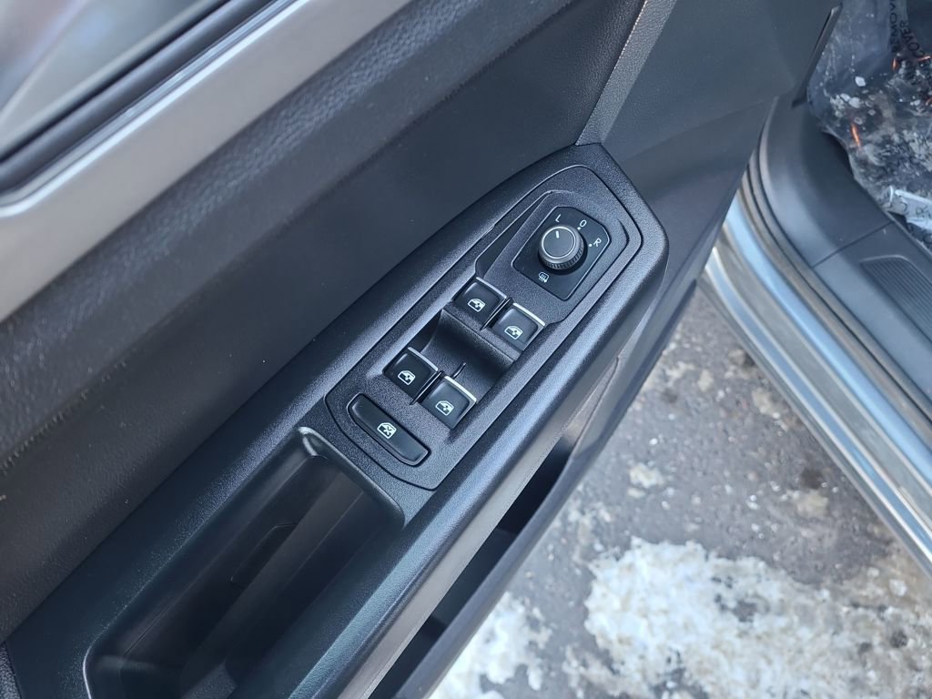 Used 2019 Volkswagen Atlas SE w/ Towing Package image 19