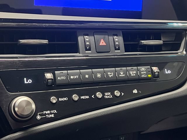 Certified 2025 Lexus ES 300h w/ Premium Package FWD image 20