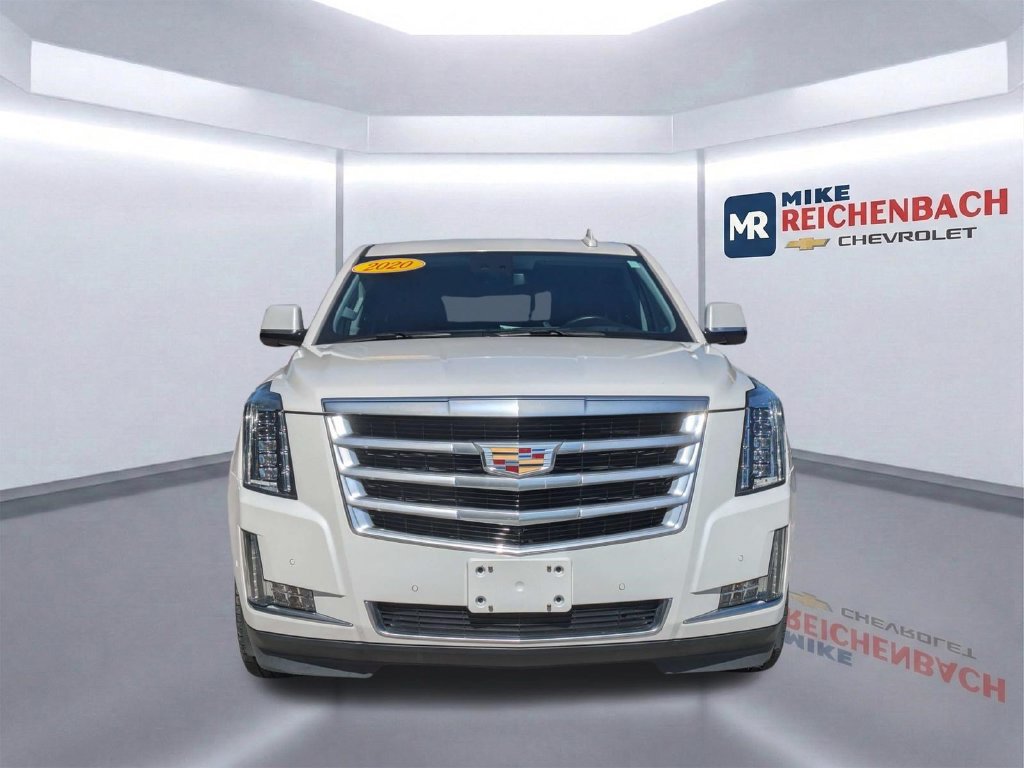 Used 2020 Cadillac Escalade Luxury AWD/4WD image 9