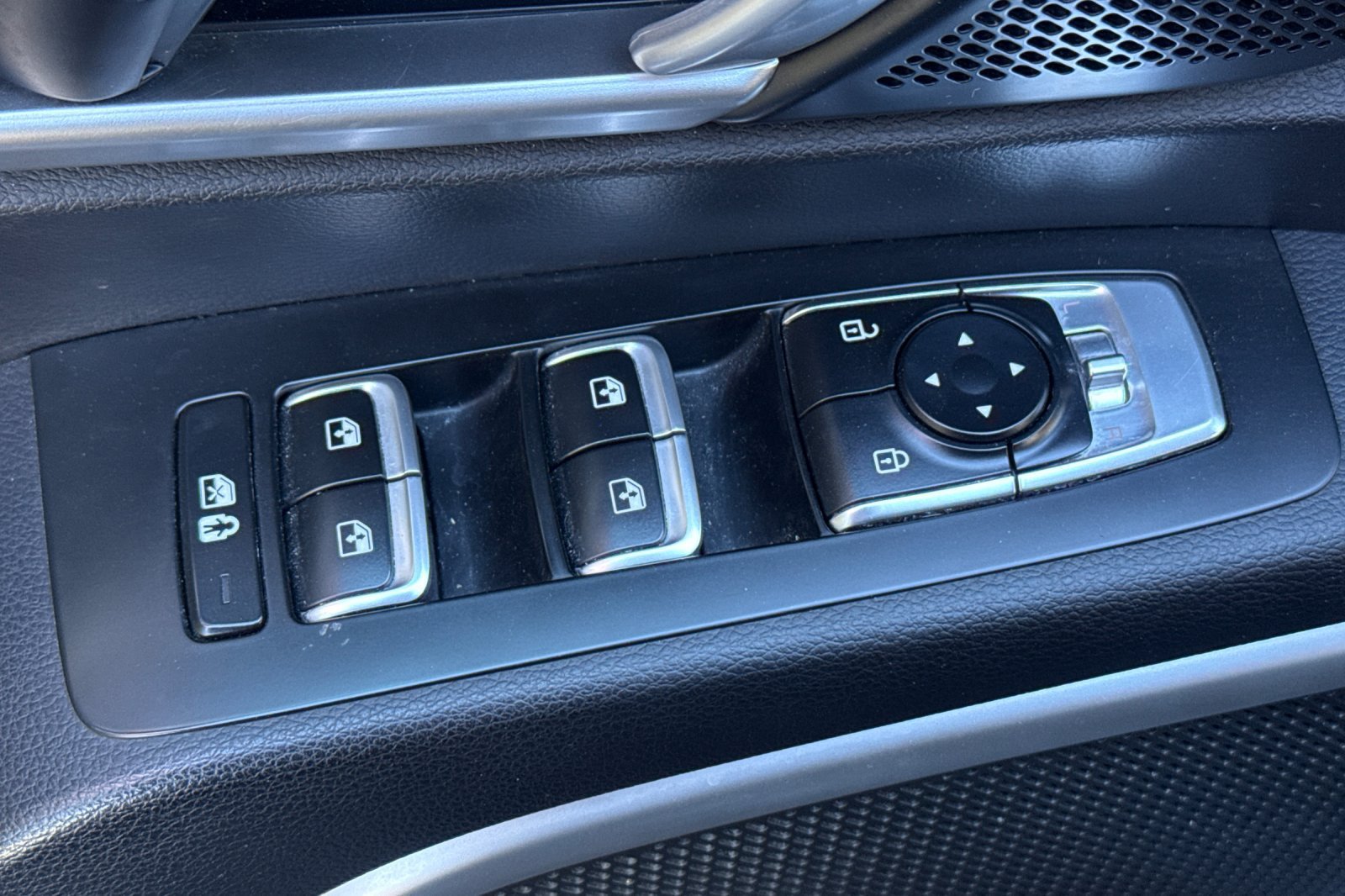 Used 2020 Kia Telluride S AWD/4WD image 14