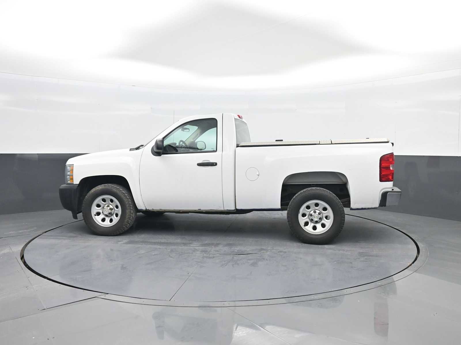 Used 2013 Chevrolet Silverado 1500 W/T RWD image 5