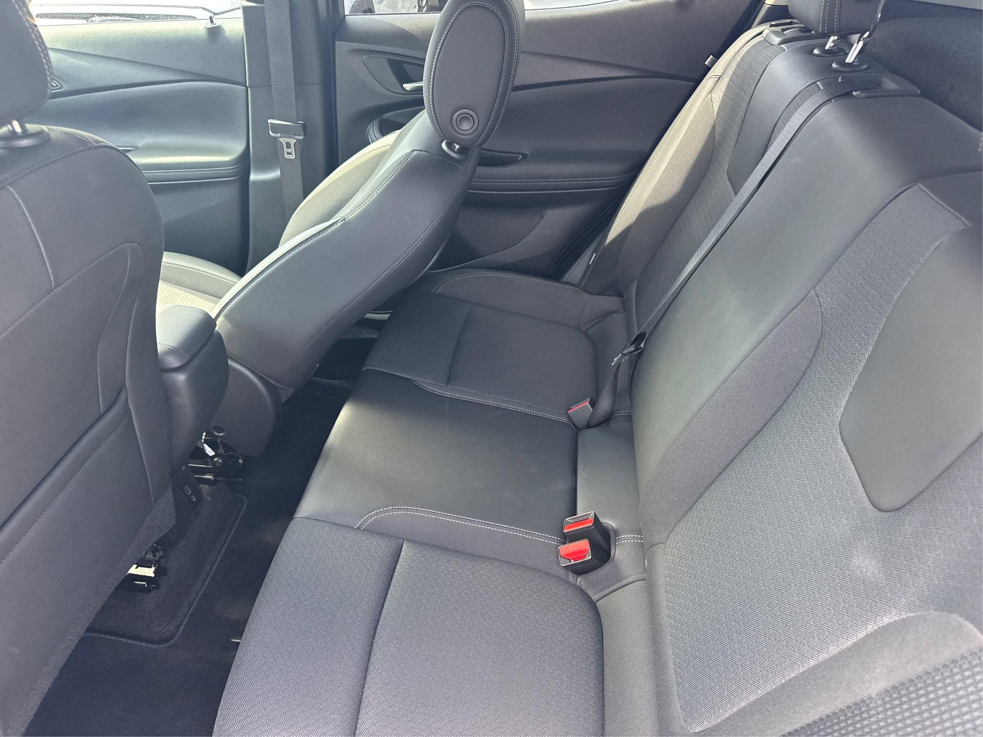 Used 2023 Buick Encore GX Preferred w/ Cold Weather Comfort Package image 12