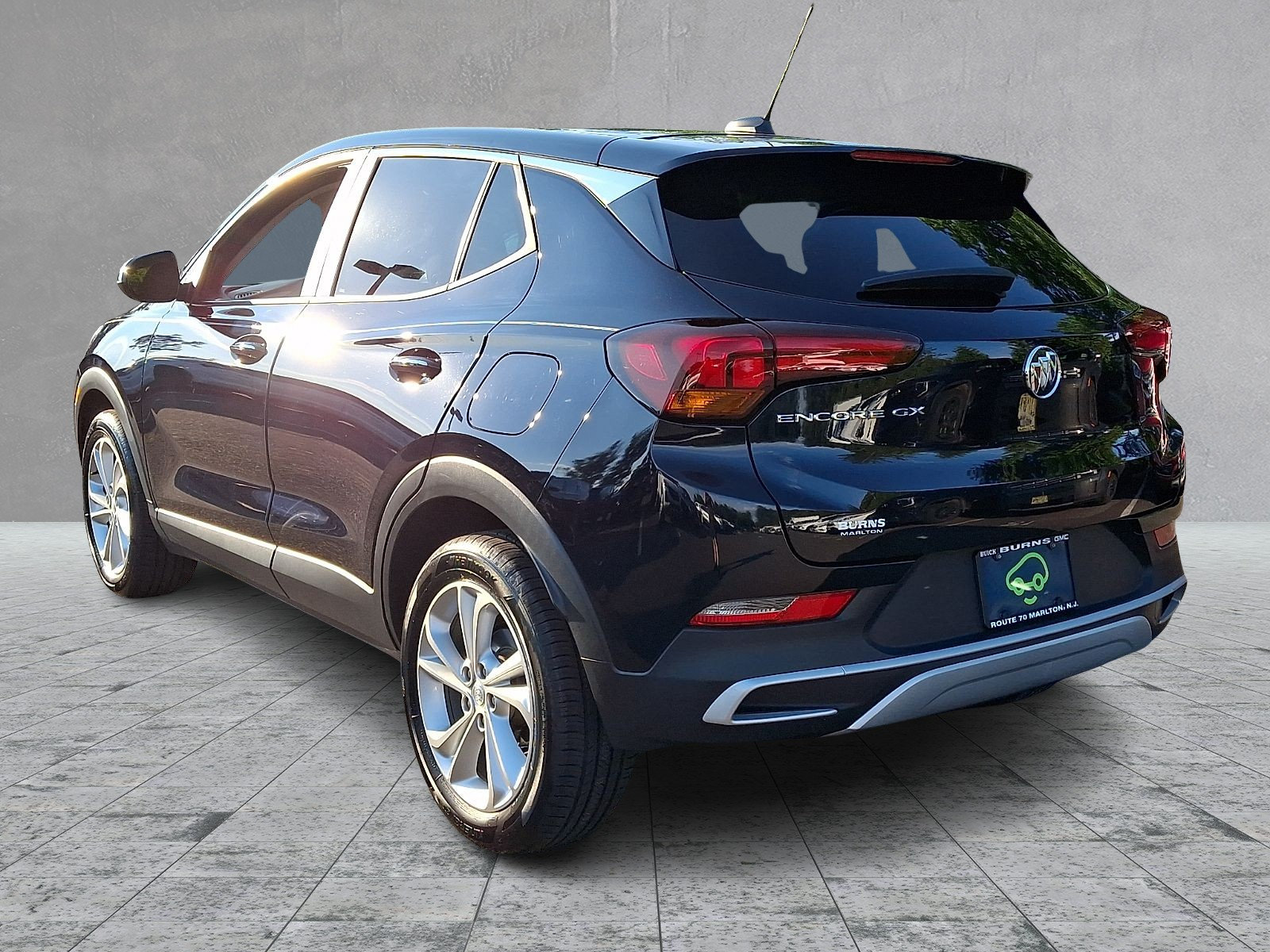Certified 2021 Buick Encore GX Preferred w/ Cold Weather Comfort Package FWD image 6